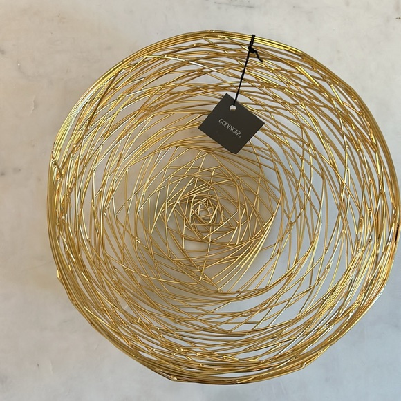 New, Never used Medium Nest Bowl Gold Finish from Godinger Gatherings - Picture 2 of 5